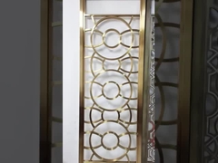 Nowa ściana działowa ze stali nierdzewnej Tytanowy metalowy laser wydrążony Hotel