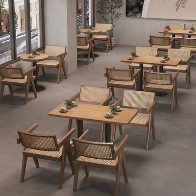Restauracja Kawiarnia Bistro Meble komercyjne Zestaw do jadalni z litego drewna jesionowego